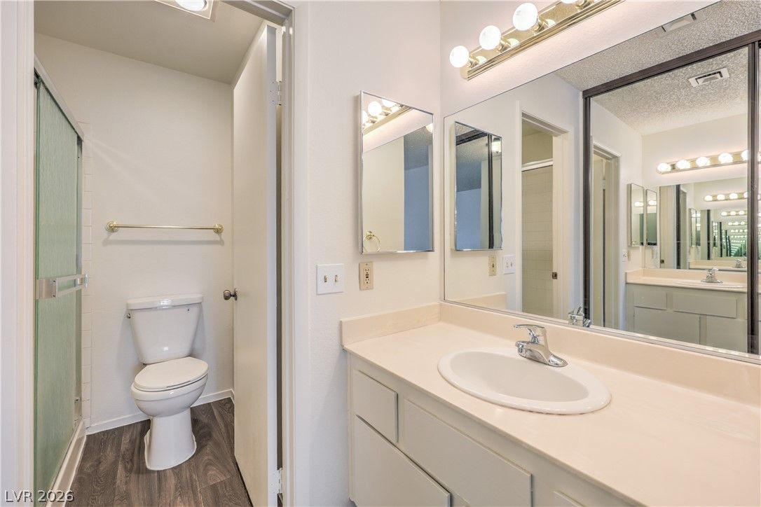 4824 Nara Vista Way 201 — photo 5 of 40