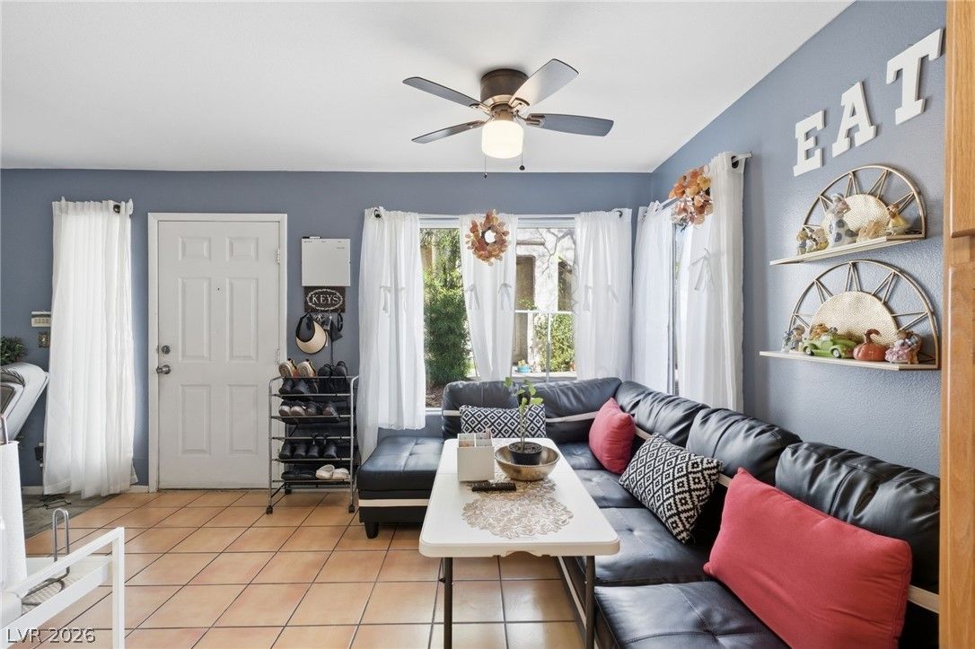 3065 Casey Drive 101 — photo 5