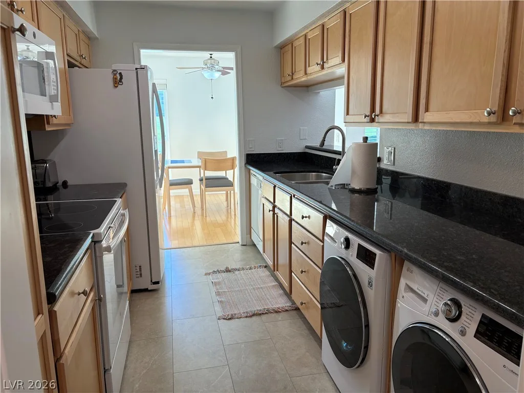 2831 Geary Place 2909 — photo 2