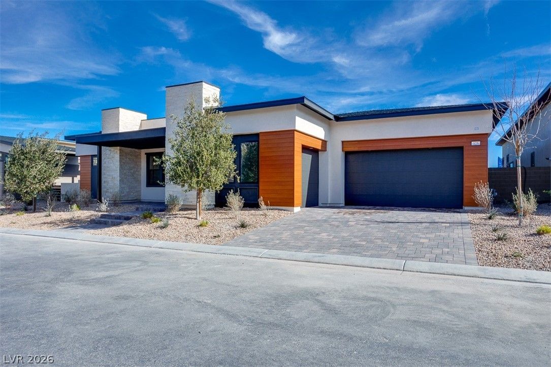 125 Tiller Point Street — photo 2