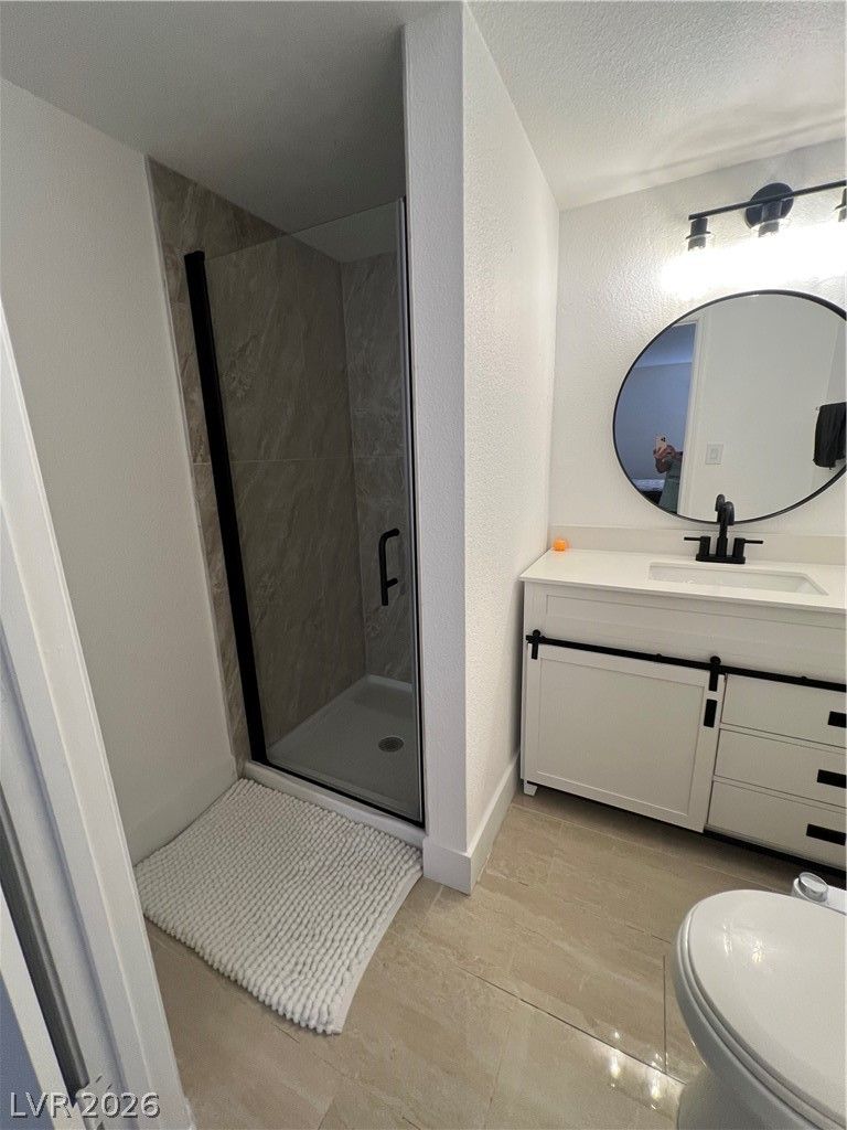 5404 River Glen Drive 353 — photo 3 of 9