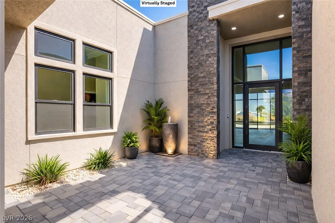 4750 Outlook Peak Street — photo 2