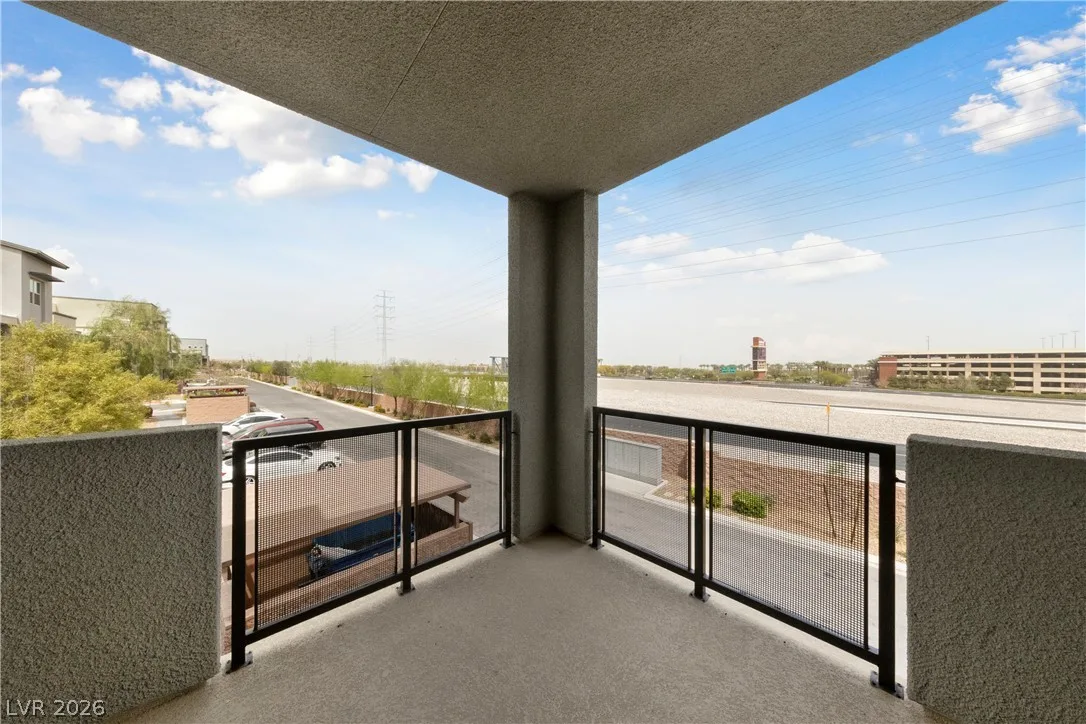 11238 Essence Point Avenue 205 — photo 5