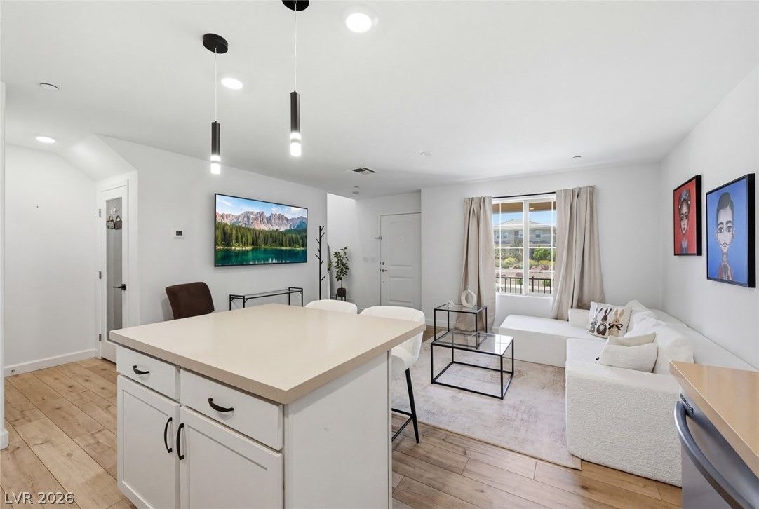 709 Pickled Pepper Place — photo 1