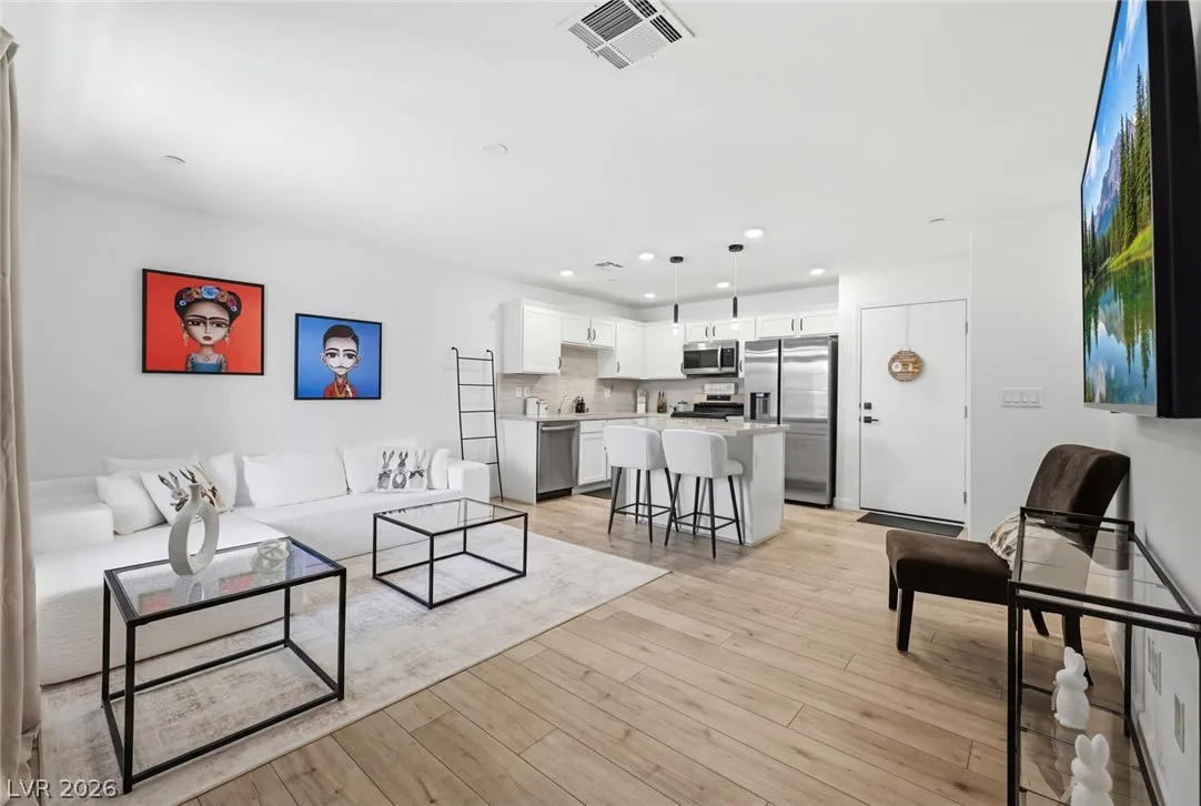 709 Pickled Pepper Place — photo 5