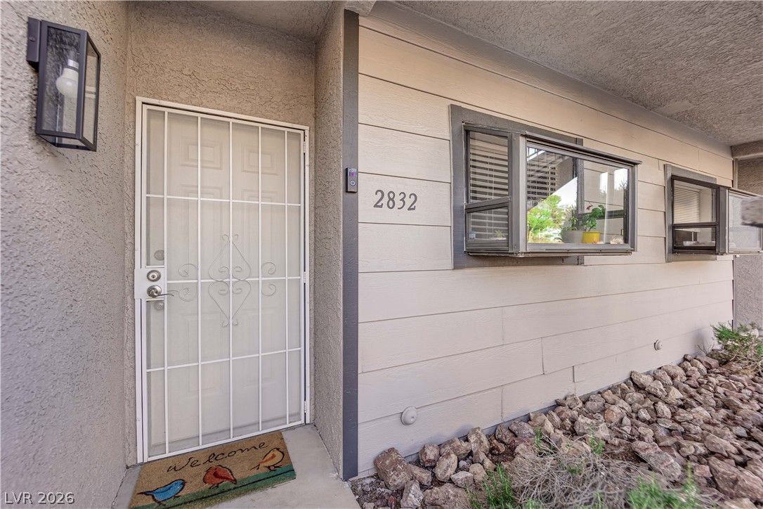 2832 Bluebonnet Drive 2 — photo 5 of 36