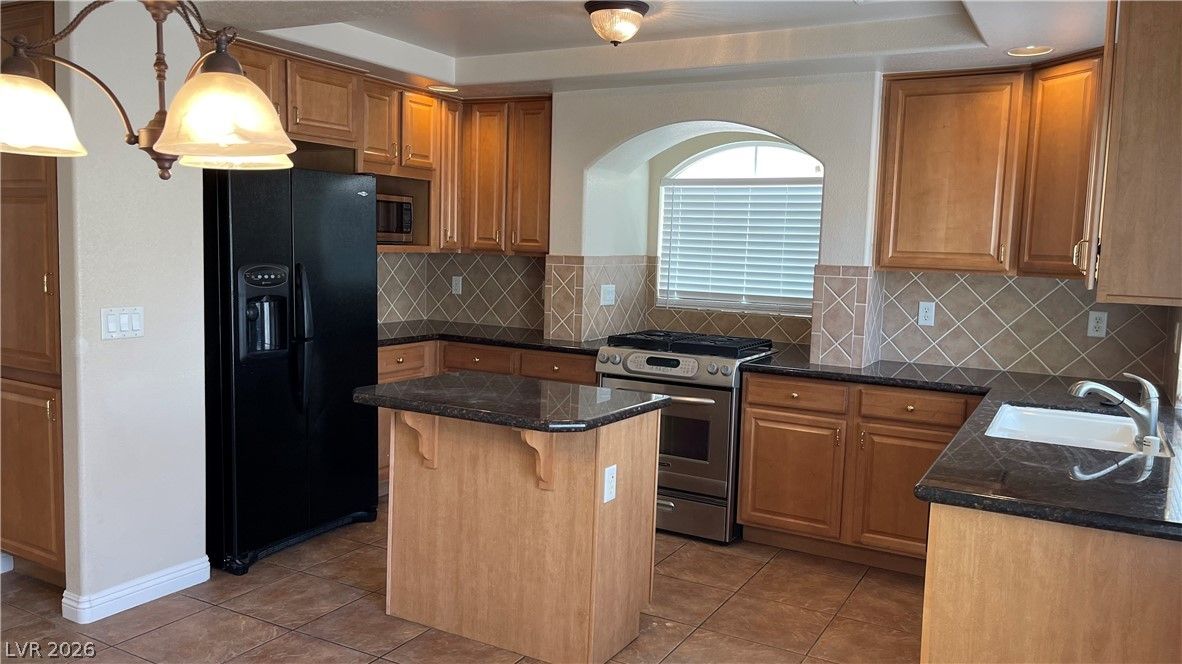 1036 Bearpaw Catch Court — photo 2