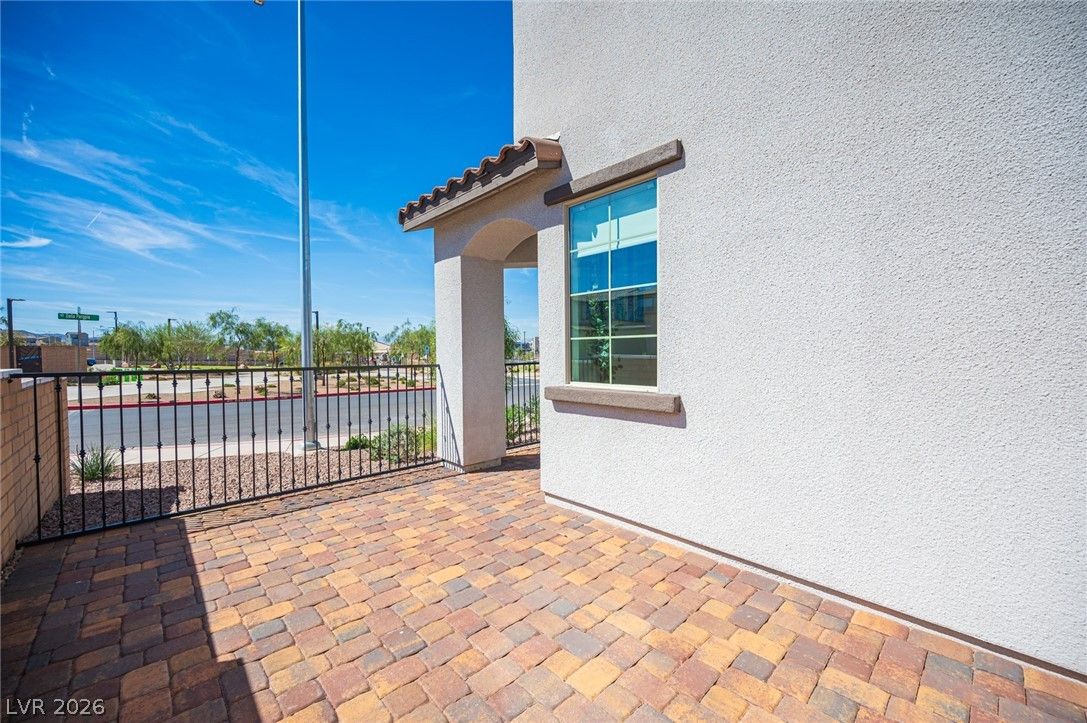320 Della Pergola Place — photo 4