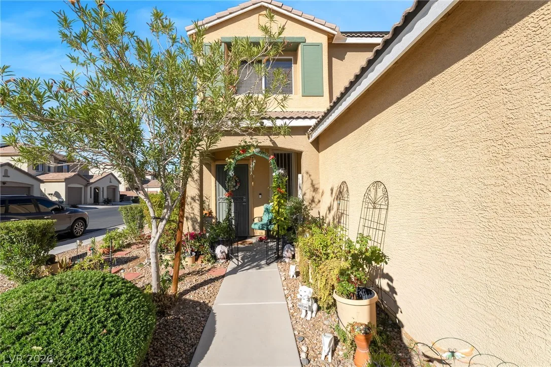 5449 Gold Country Street — photo 3