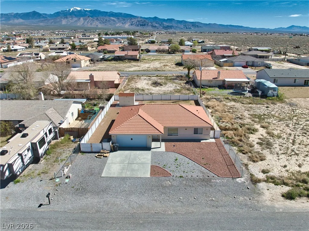 2041 Jacaranda Street — photo 3
