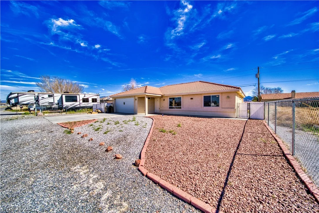 2041 Jacaranda Street — photo 4