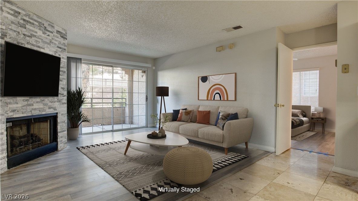 2200 South Fort Apache Road 1025 — photo 3