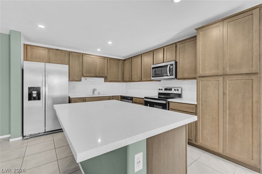 436 Triple Falls Street — photo 4