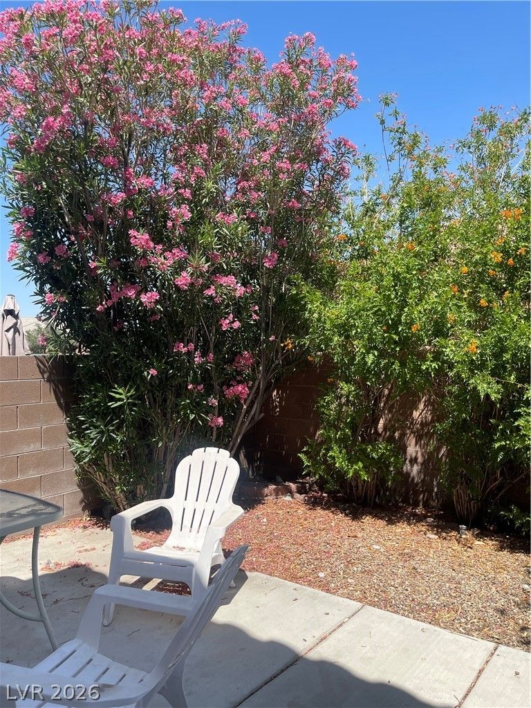 2760 Stargate Street — photo 3
