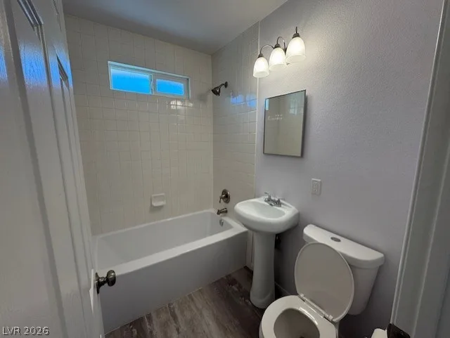 Photo 16