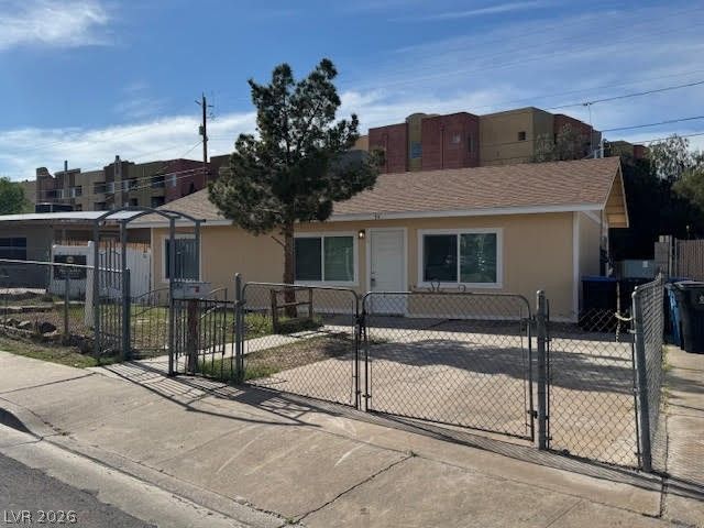 54 Wyoming Avenue — photo 2 of 25