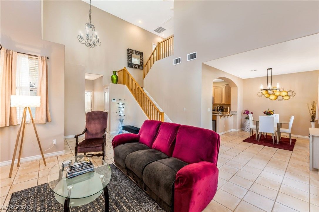 1001 Prestwick Street — photo 3