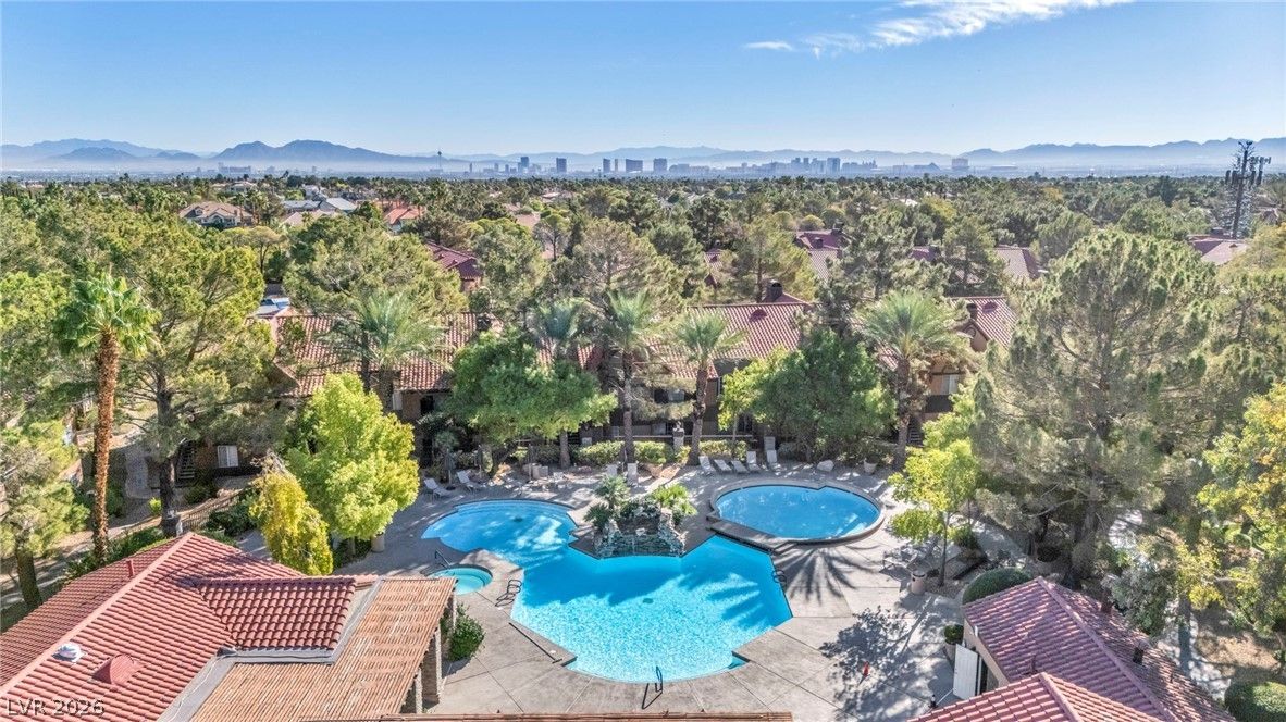 2200 South Fort Apache Road 1050 — photo 4
