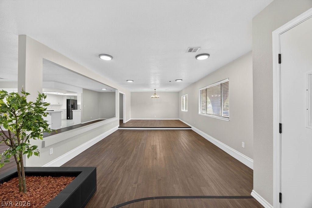 3189 Casanova Circle — photo 2