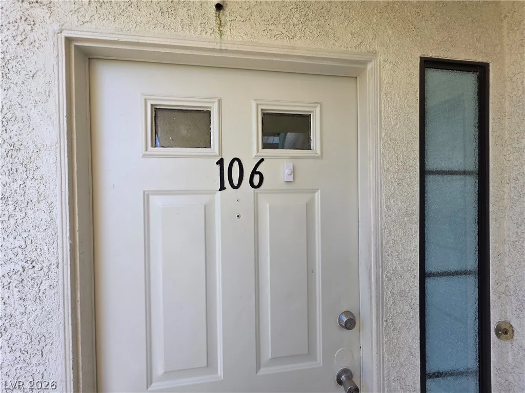 4865 South TORREY PINES Drive 106 — photo 4
