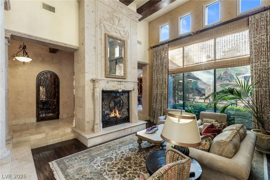 7 Chalk Hill Court — photo 4