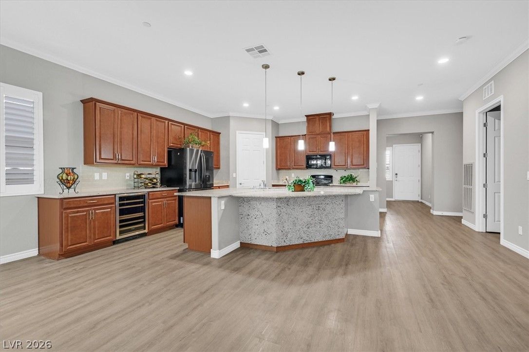 389 Stetson Creek Avenue — photo 3 of 48