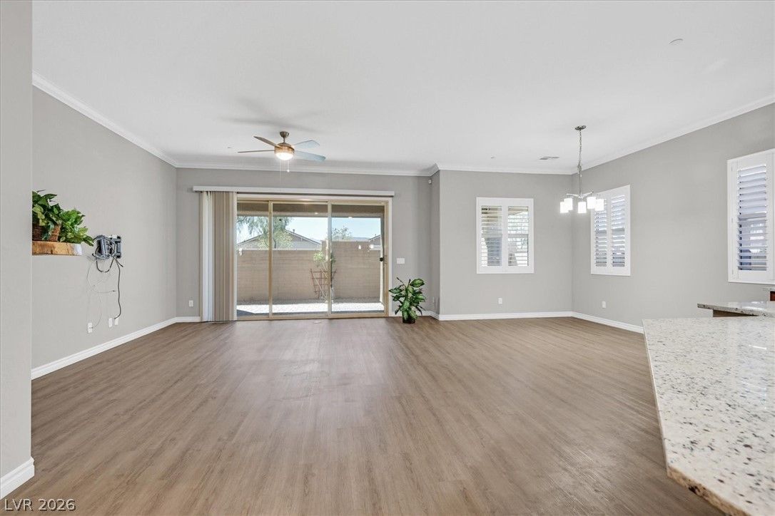 389 Stetson Creek Avenue — photo 4 of 48