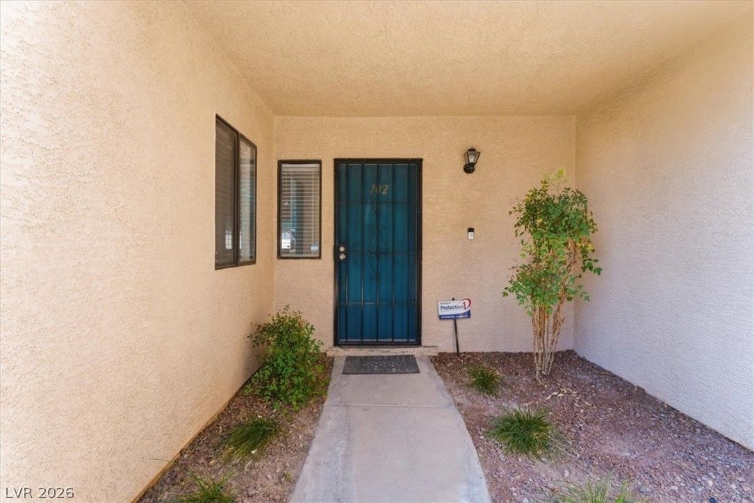 2220 Pine Breeze Lane 102 — photo 3 of 29