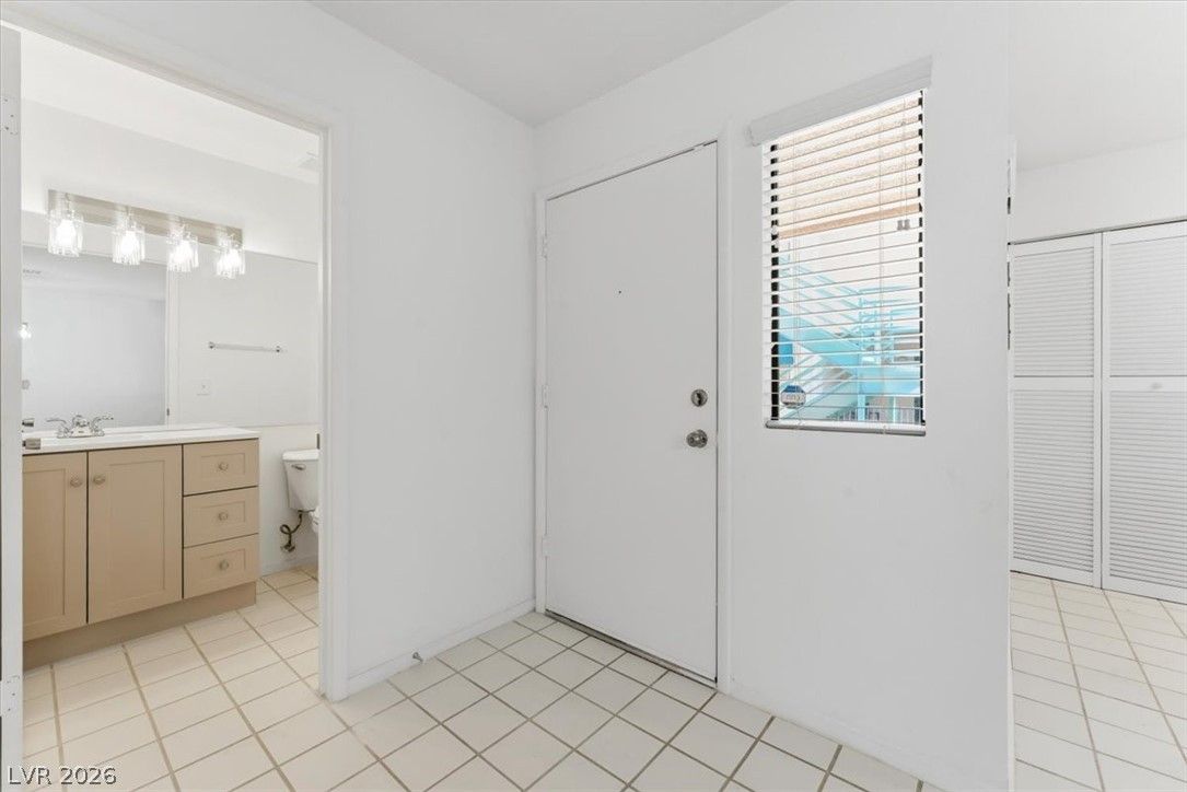 2220 Pine Breeze Lane 102 — photo 4 of 29