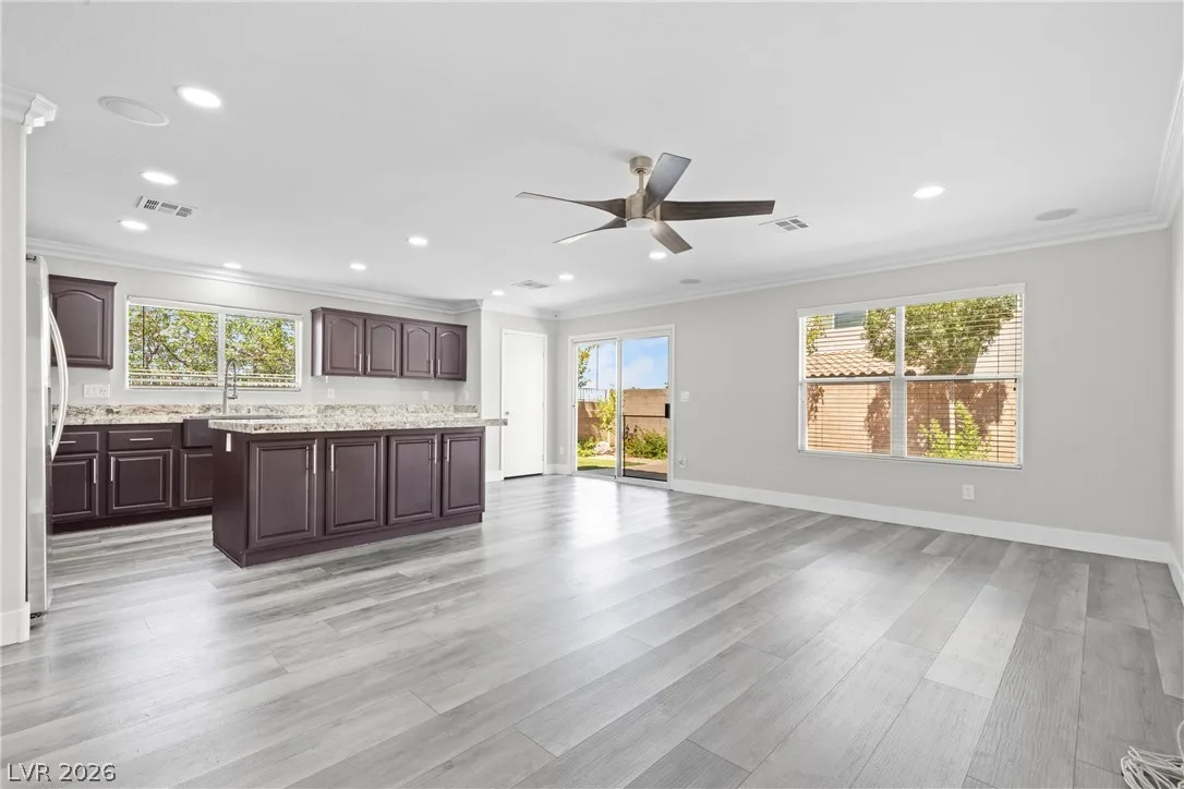 1000 Amber Gate Street — photo 2 of 44