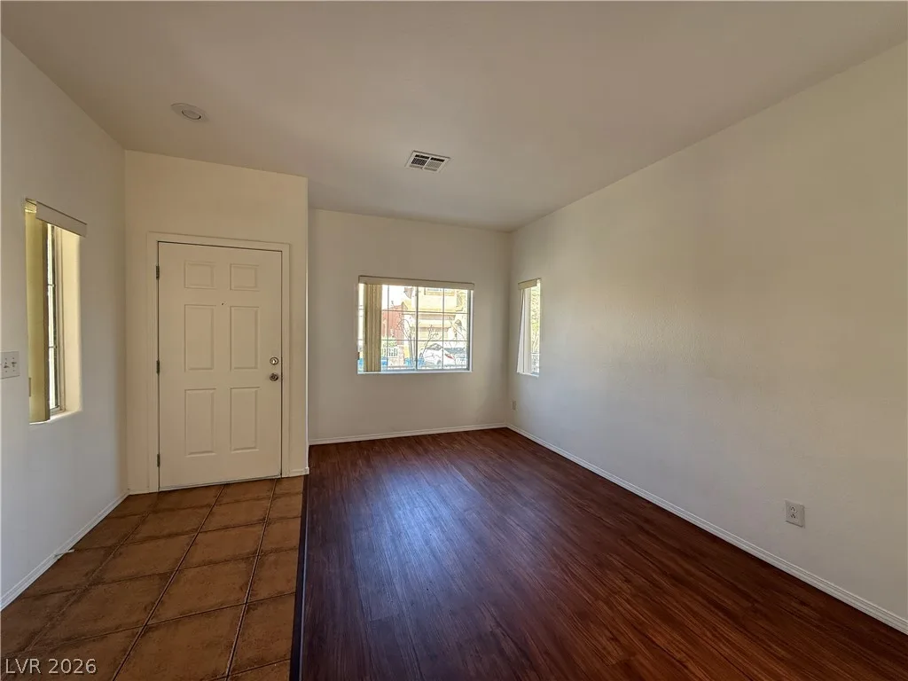 10541 KIVAS Court — photo 3