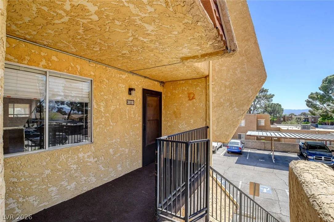 1303 Darlene Way 301B — photo 2