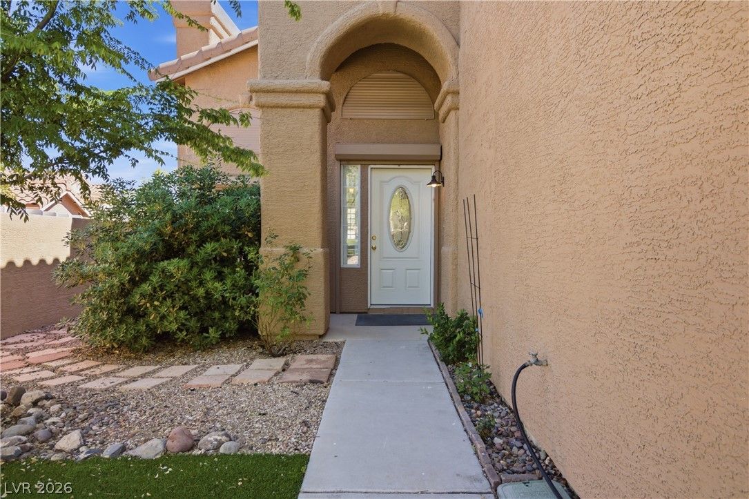 244 Camelback Ridge Avenue — photo 3 of 24