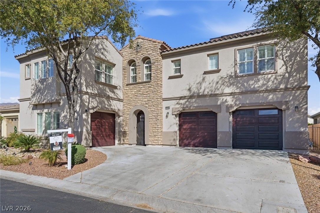8226 Mount Logan Court — photo 2