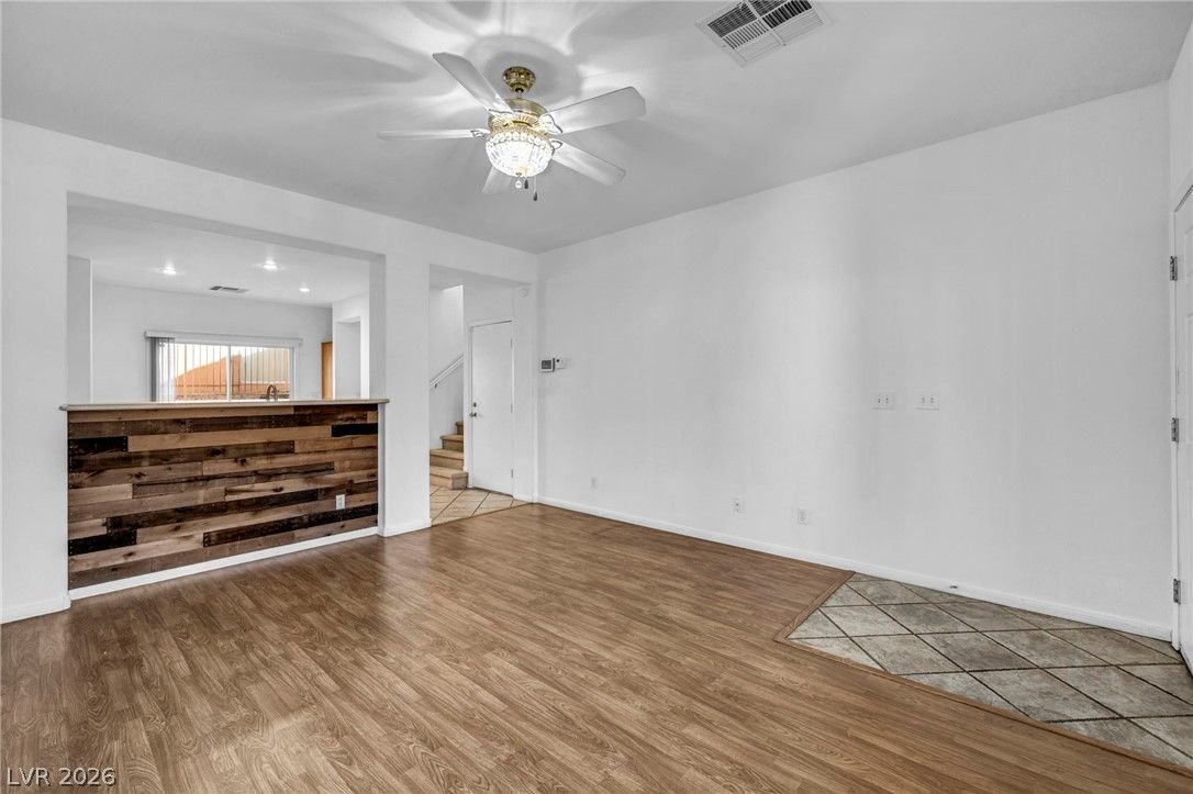 9960 Star Lake Avenue — photo 5 of 38