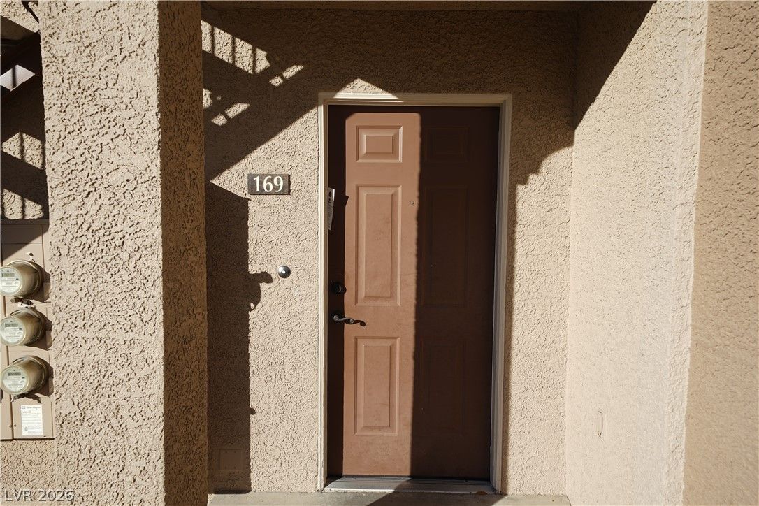 10245 South Maryland Parkway 169 — photo 3