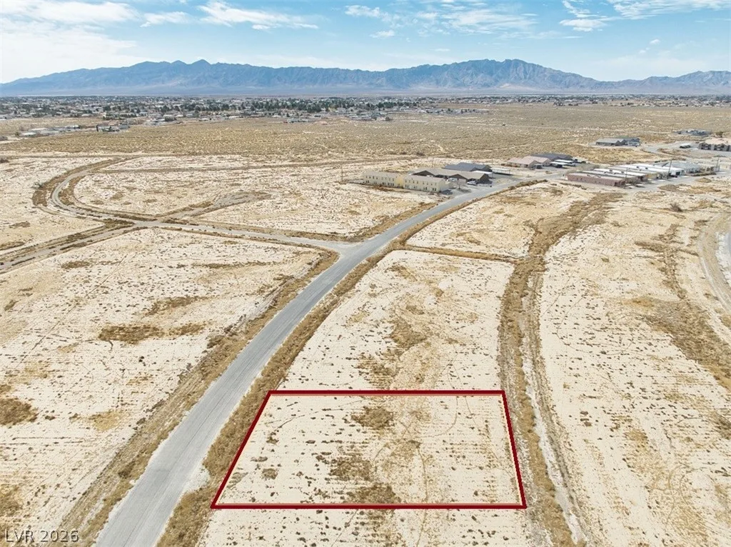 2220 East Ambush Street — photo 4