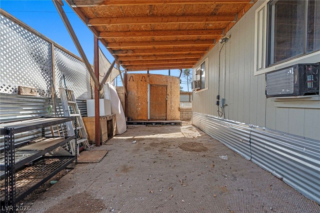 2885 Green Tree Avenue — photo 5