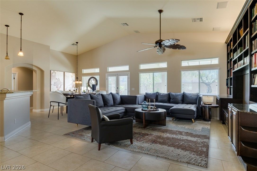 5753 Exotic Rosette Avenue — photo 4