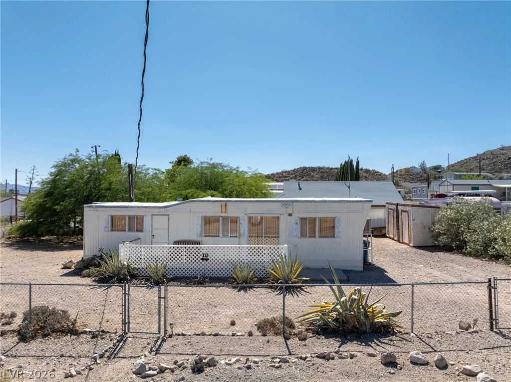 315 North Nevada Street — photo 2