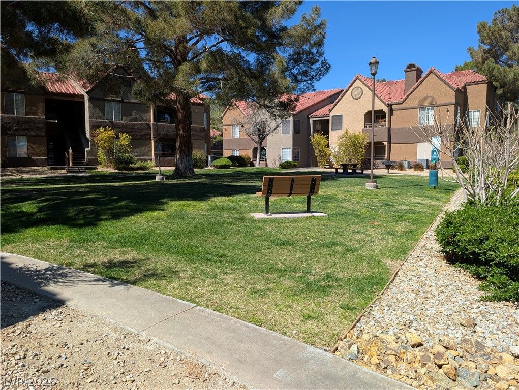 2200 South Fort Apache Road 1118 — photo 3 of 27