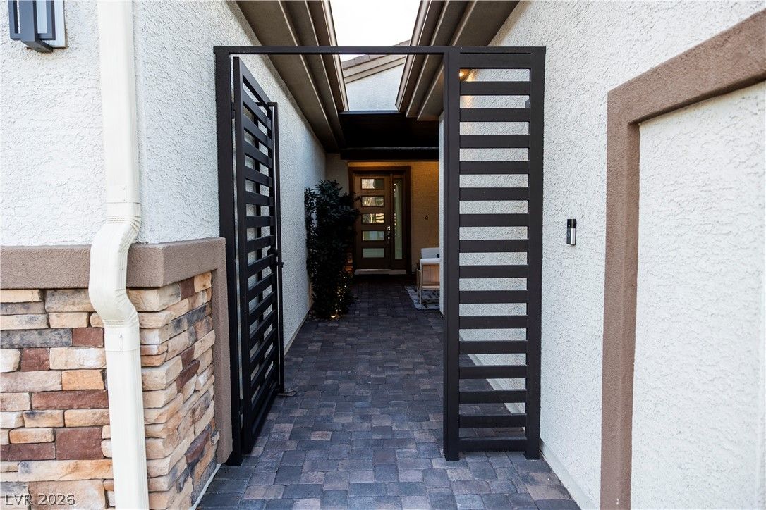 7433 Deschutes Circle — photo 4