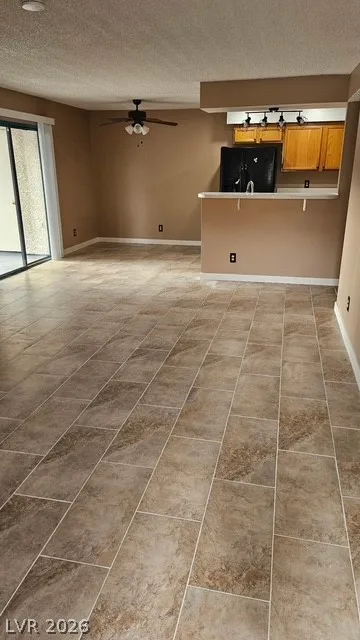 1575 West Warm Springs Road 3412 — photo 3