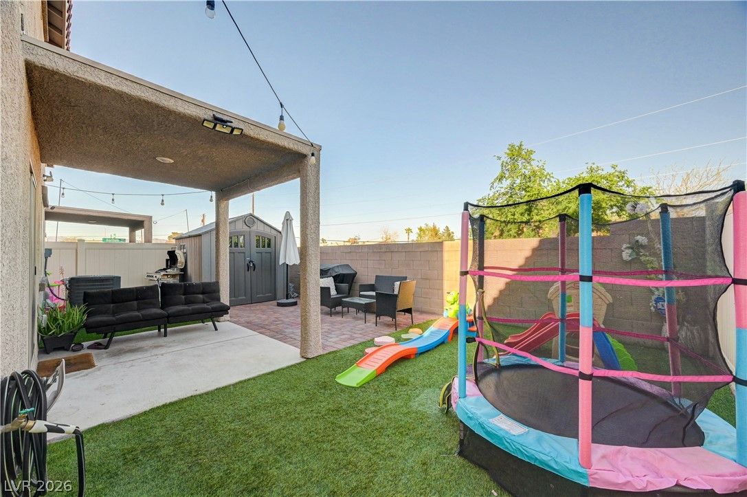 2238 Cosgrove Street — photo 3 of 40