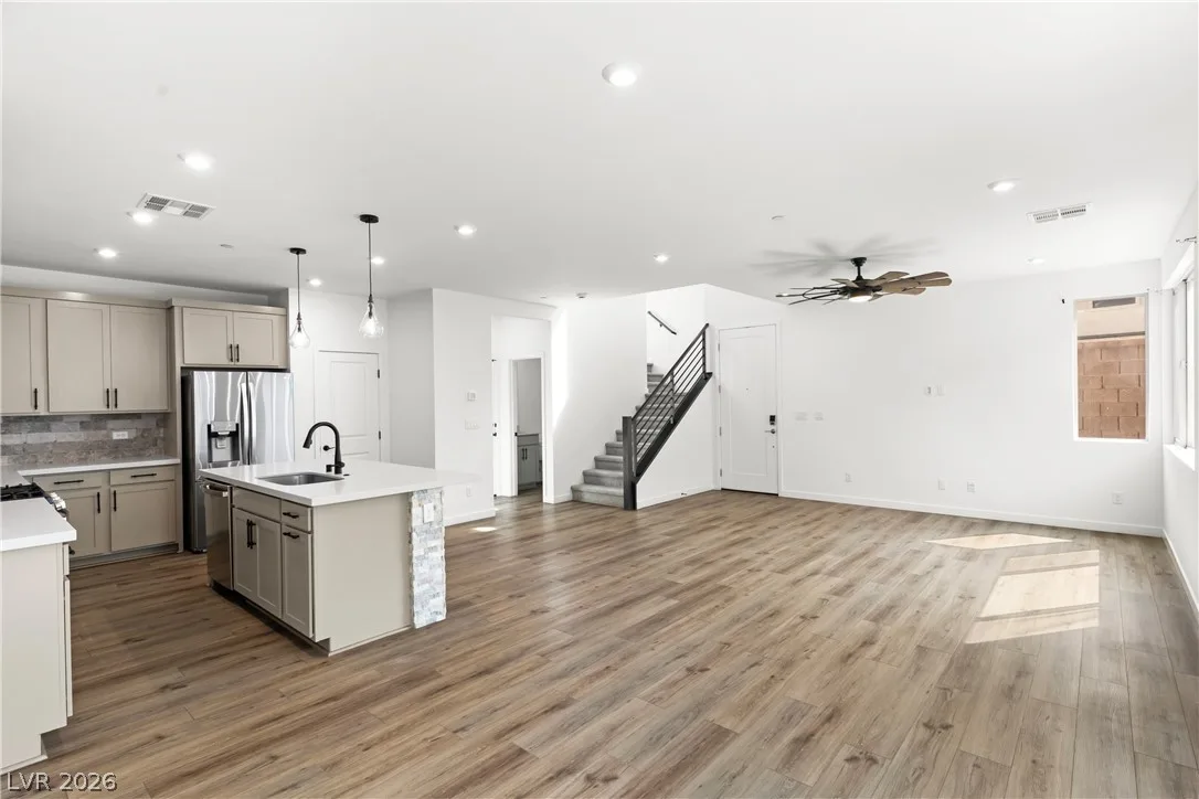 633 Infinity Ridge Street — photo 5