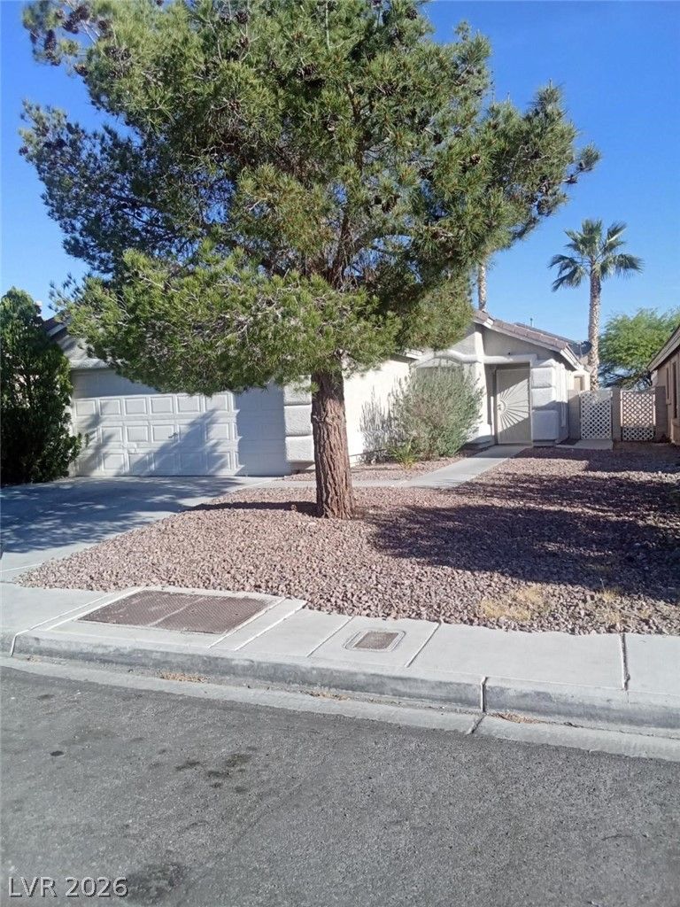 1032 Silver Creek Avenue — photo 2 of 3