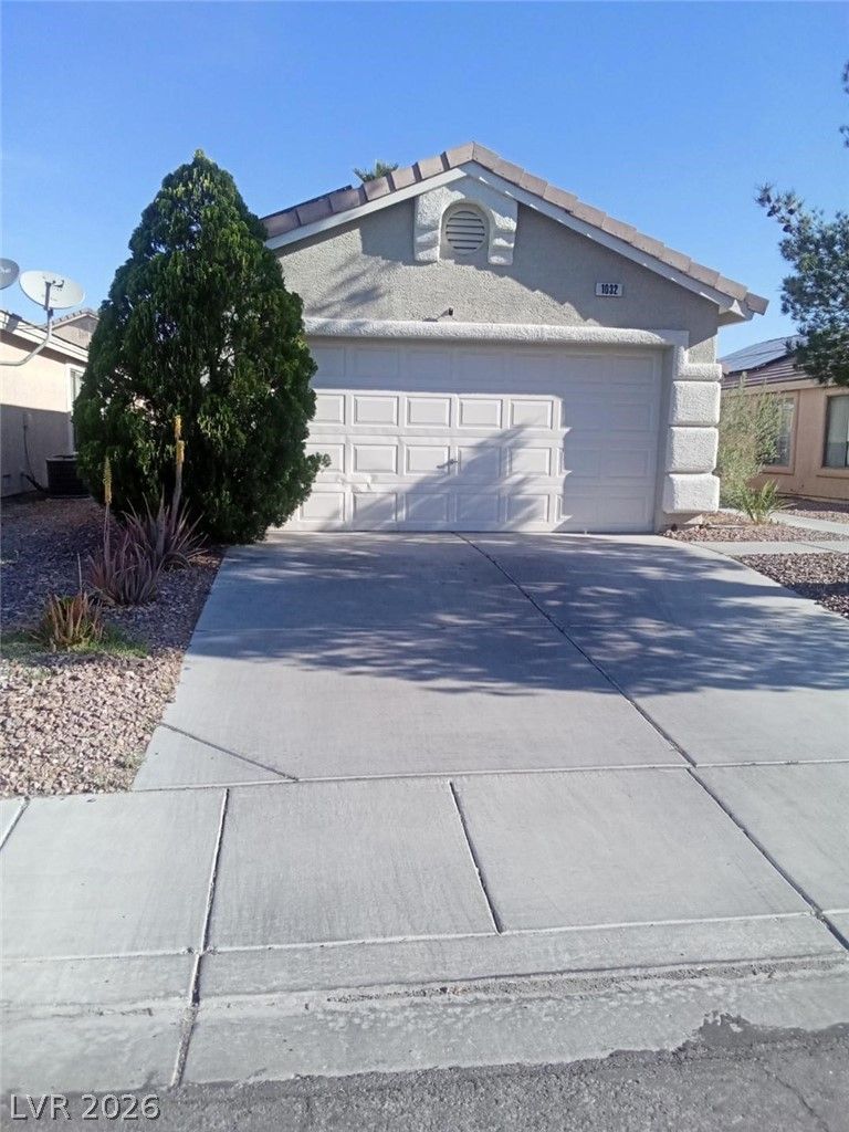 1032 Silver Creek Avenue — photo 3 of 3