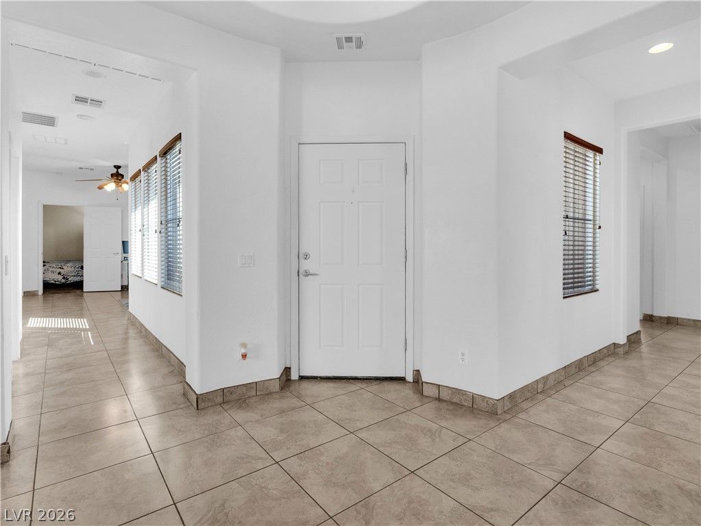 5475 Criollo Drive — photo 2 of 31