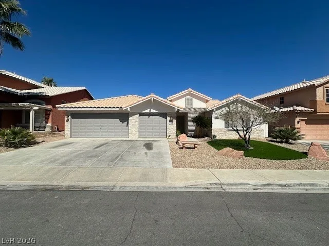 9886 Masked Duck Avenue — photo 2