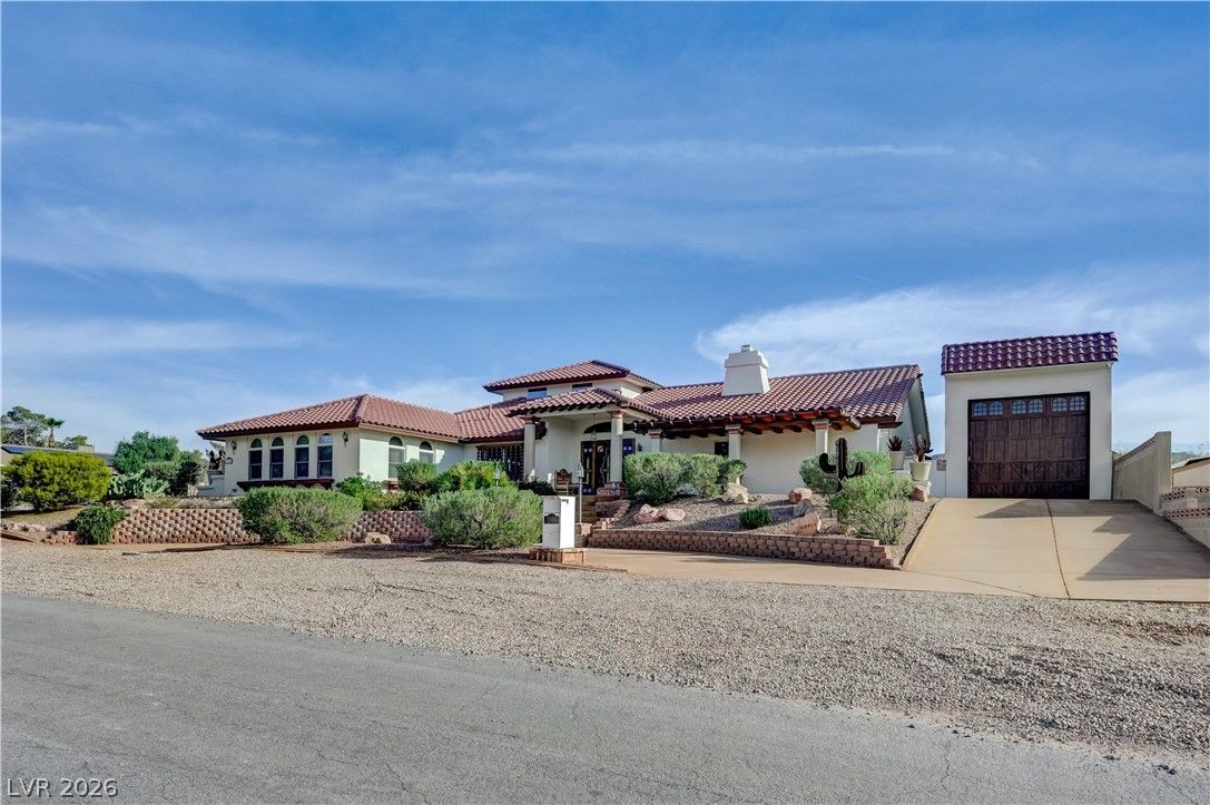 1591 Rocking Horse Drive — photo 2
